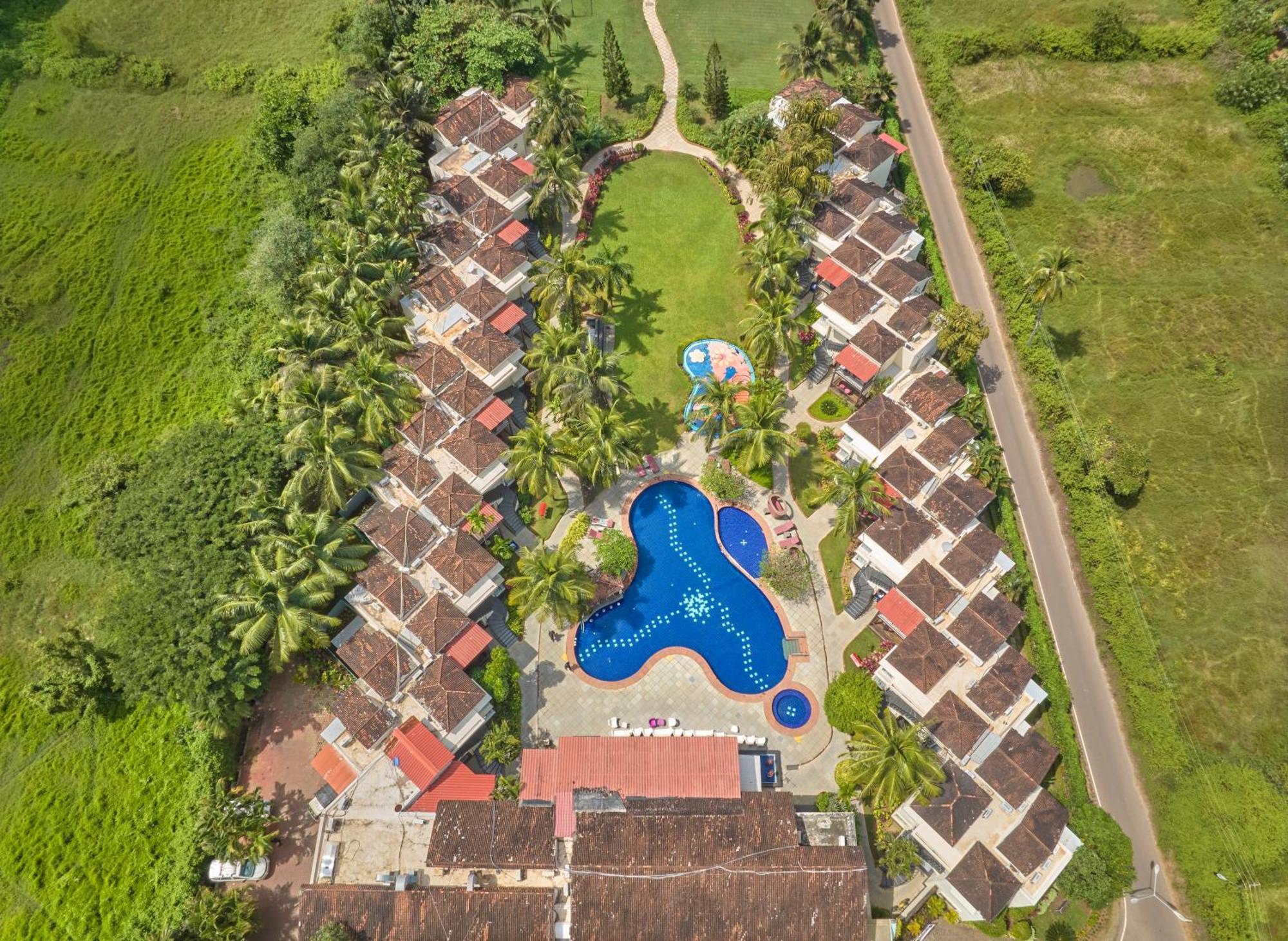 Royal Orchid Beach Resort & Spa, Utorda Beach Goa Exteriör bild